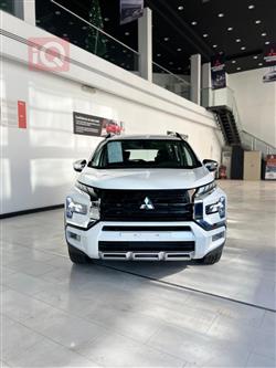 ميتسوبيشي إكسباندر كروس